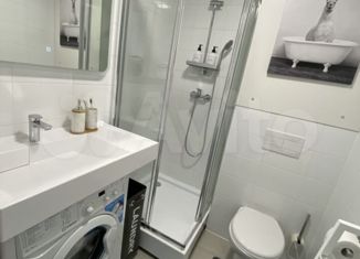 Продаю трехкомнатную квартиру, 54 м2, Клинцы, улица Мира, 44