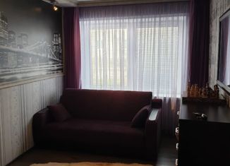 Продается двухкомнатная квартира, 49 м2, село Михайловское, улица Строителей, 1