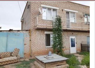 Продается 4-ком. квартира, 97.4 м2, посёлок городского типа Цаган Аман, улица Тургенева, 1