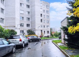 Сдается однокомнатная квартира, 41 м2, Гатчина, улица Авиатриссы Зверевой, 17