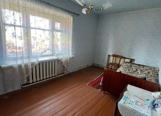Продается двухкомнатная квартира, 43 м2, село Писцово, улица Мичурина, 8