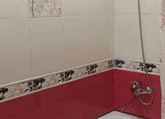 Сдается 2-комнатная квартира, 70 м2, Дербент, улица Сальмана, 91