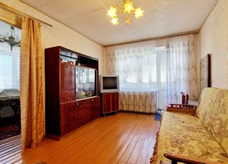 Продажа 3-комнатной квартиры, 52 м2, Азнакаево, улица Хасанова, 18