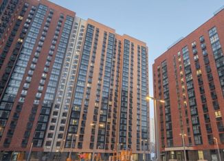 Продам 2-ком. квартиру, 58.4 м2, Москва, станция Локомотив, Сиреневый бульвар, 4/1