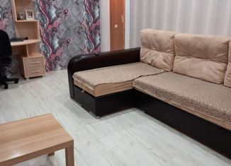 Аренда трехкомнатной квартиры, 54 м2, Магнитогорск, Ленинградская улица, 34