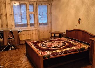 Продажа 4-комнатной квартиры, 72 м2, Алексин, шоссе Генерала Короткова, 3
