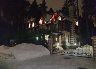 Продаю дом, 980 м2, поселок дома отдыха Озера, Озёрная улица, 10