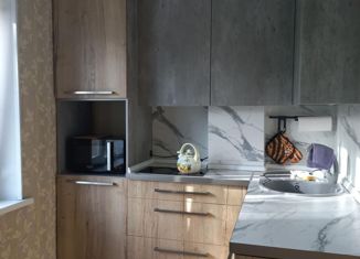 Продам 2-ком. квартиру, 45 м2, Кинель, улица 50 лет Октября, 105