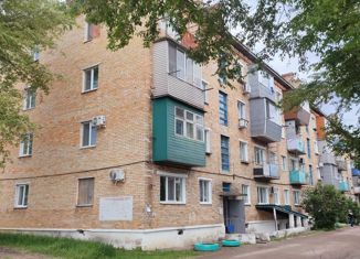 Продается 1-ком. квартира, 30.5 м2, посёлок городского типа Липовцы, Комсомольская улица, 5