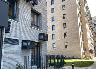 Продаю 2-комнатную квартиру, 66.3 м2, Иркутск, улица Эдуара Дьяконова, 14, Свердловский округ