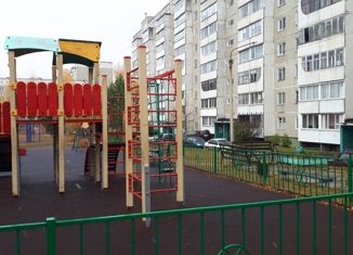 2-комнатная квартира на продажу, 52 м2, Сосновоборск, улица 9 Пятилетки, 22