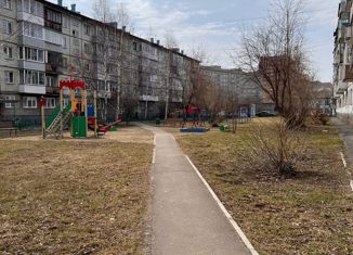 Продается 4-ком. квартира, 62 м2, Красноярский край, Ульяновский проспект, 2А