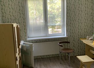 Продам комнату, 55 м2, Колпино, Красная улица, 18