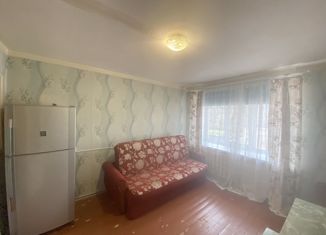 Продам 1-комнатную квартиру, 18 м2, Тихвин, 4-й микрорайон, 4