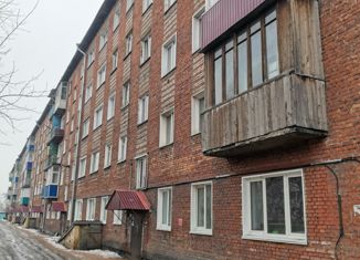 Продается двухкомнатная квартира, 47.7 м2, Киселёвск, улица Красина, 2