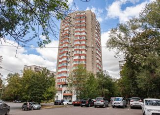 Продаю трехкомнатную квартиру, 98 м2, Москва, Севанская улица, 3к2, Севанская улица
