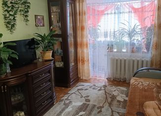 Продам двухкомнатную квартиру, 58.3 м2, Приозерск, улица Суворова, 33