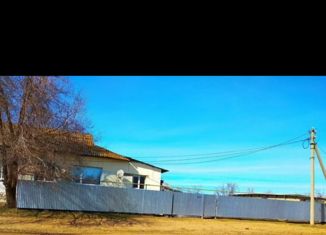 Продам таунхаус, 96.7 м2, Саратовская область, Центральная улица