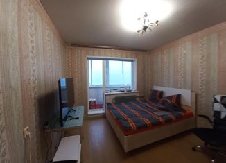 Продаю 1-ком. квартиру, 33 м2, Снежинск, улица Маршала Чуйкова, 8