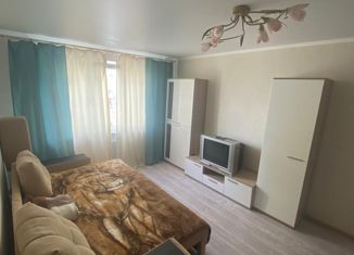 Сдам 1-ком. квартиру, 40 м2, Анапа, улица Адмирала Пустошкина, 22к7