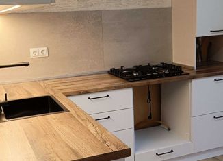 Продаю 2-ком. квартиру, 52.3 м2, Тутаев, Комсомольская улица, 123А