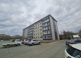 Продаю 3-комнатную квартиру, 75 м2, Большой Камень, улица Аллея Труда, 30