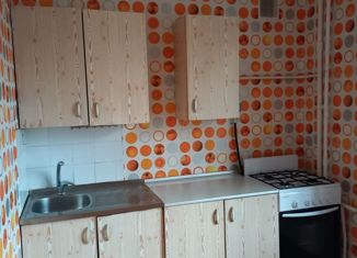 Продается 2-ком. квартира, 45.1 м2, Ижевск, улица 10 лет Октября, 49, жилой район Север