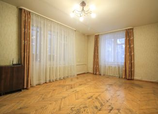 Продается 2-комнатная квартира, 41.8 м2, Санкт-Петербург, Школьная улица, 70, метро Старая Деревня