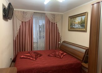 Продажа 3-комнатной квартиры, 63 м2, поселок городского типа Свободы, проспект Калинина, 160