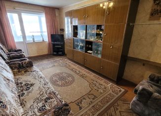 Продажа трехкомнатной квартиры, 63 м2, Мурманск, улица Беринга, 2