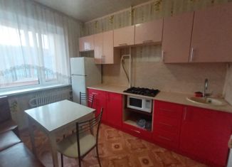 Сдается 2-комнатная квартира, 37 м2, Обнинск, улица Курчатова, 40