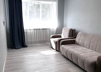 Продажа 2-комнатной квартиры, 40.2 м2, Киров, улица Володарского, 28, Первомайский район