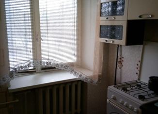 1-комнатная квартира на продажу, 32.9 м2, Новотроицк, Советская улица, 72
