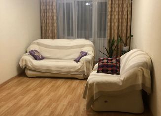 Продам 4-комнатную квартиру, 75 м2, Элиста, 4-й микрорайон, 4-й микрорайон, 34