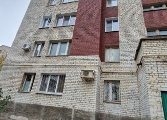 Продам трехкомнатную квартиру, 62.7 м2, Самара, метро Спортивная, улица Гагарина, 122А