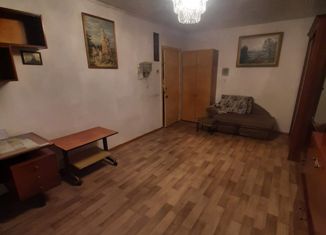 Продаю 1-комнатную квартиру, 38.2 м2, Омск, улица Лукашевича, 10