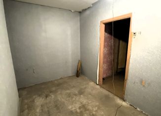 Продам 2-комнатную квартиру, 45 м2, Астрахань, улица Комсомольская Набережная, 22, Ленинский район