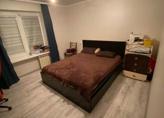 Продам 3-ком. квартиру, 75 м2, Алушта, Судакская улица, 18