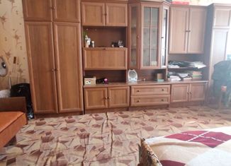 Продам 1-ком. квартиру, 32 м2, поселок городского типа Приморский, улица Гагарина, 2