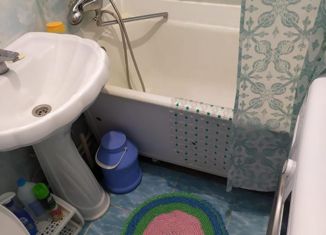 Продам 2-комнатную квартиру, 38.7 м2, посёлок городского типа Шерловая Гора, улица Учанина, 8