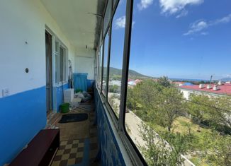 Трехкомнатная квартира на продажу, 62.6 м2, село Кабардинка, Пролетарская улица, 8