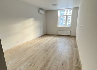 Продается 2-ком. квартира, 45.3 м2, Тюмень, улица Тимофея Чаркова, 87, ЖК Звёздный