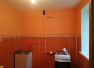 Аренда 1-ком. квартиры, 30 м2, Стерлитамак, Коммунистическая улица, 57