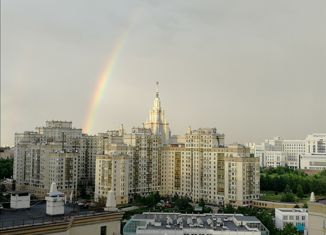 Сдам в аренду 2-ком. квартиру, 74 м2, Москва, Мичуринский проспект, 7, метро Раменки