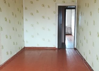 Продаю двухкомнатную квартиру, 44 м2, Кировск, проспект Ленина, 22А