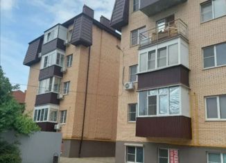 Продаю 1-комнатную квартиру, 35 м2, Батайск, улица Ворошилова, 11
