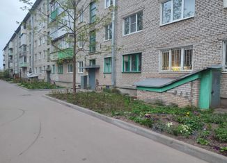 Продам трехкомнатную квартиру, 50.9 м2, Новгородская область, Сушанская улица, 8