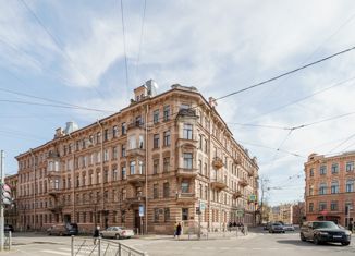 Продажа четырехкомнатной квартиры, 155.8 м2, Санкт-Петербург, Съезжинская улица, 11