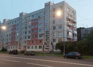 Продам комнату, 50 м2, Санкт-Петербург, улица Бабушкина, 109к1, улица Бабушкина