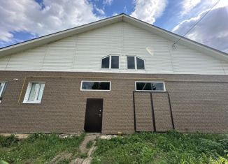 Продаю дом, 220 м2, посёлок городского типа Краснооктябрьский, улица Ленина